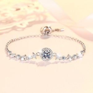 1CT Moissanite Halo Design Bracelet C2024070001