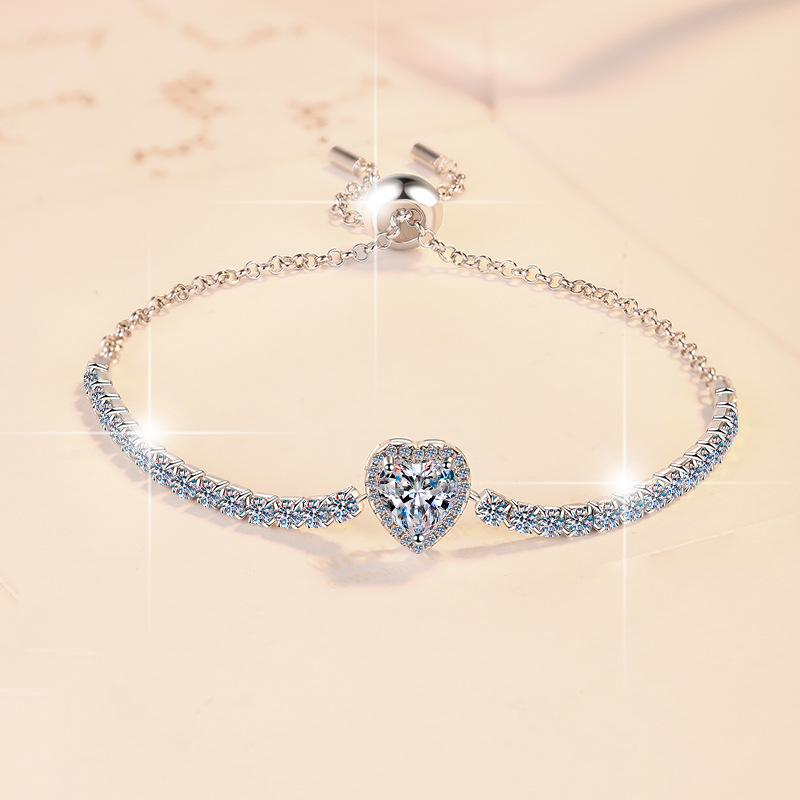 2.0 CT Moissanite Design Heart Cut Bracelet C2024070010 