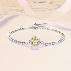 1CT "Baby's Breath" Moissanite (in 4 colors) Halo Design Bracelet C2024070004