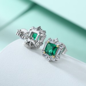 Cubic Zirconia Emerald Shaped Sterling Silver Stud Earrings C2024060010